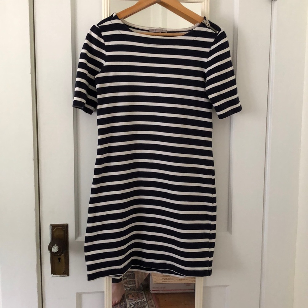 Size 4 Gap Dress